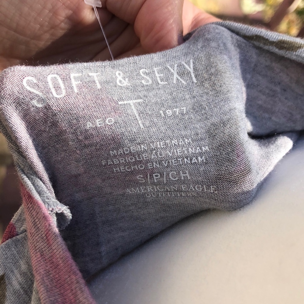American Eagle Outfitters Soft & Sexy T Size Small - Picture 4 of 5